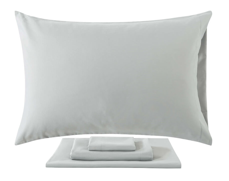 Mainstays Grey Check Bed-in-a-Bag Comforter Set – Reversible Plaid Design, Soft Polyester, Machine Washable